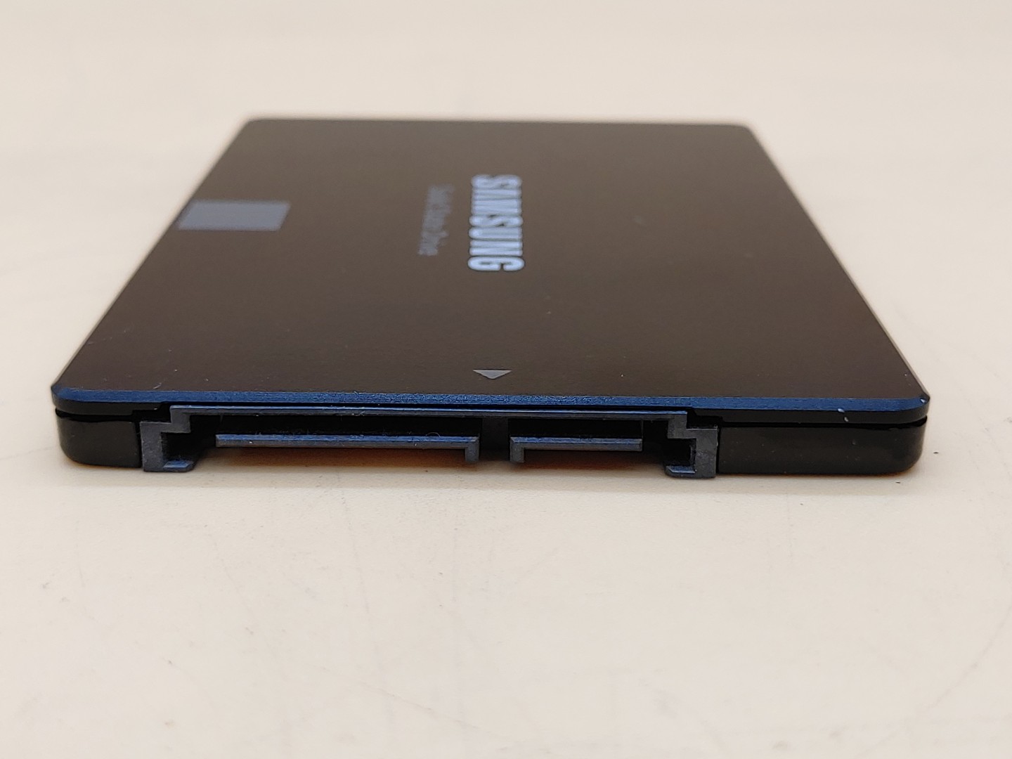 Samsung 860 EVO 1TB 2.5" SATA III SSD Solid State Drive MZ-76E1T0 (99% Health) - Image 3