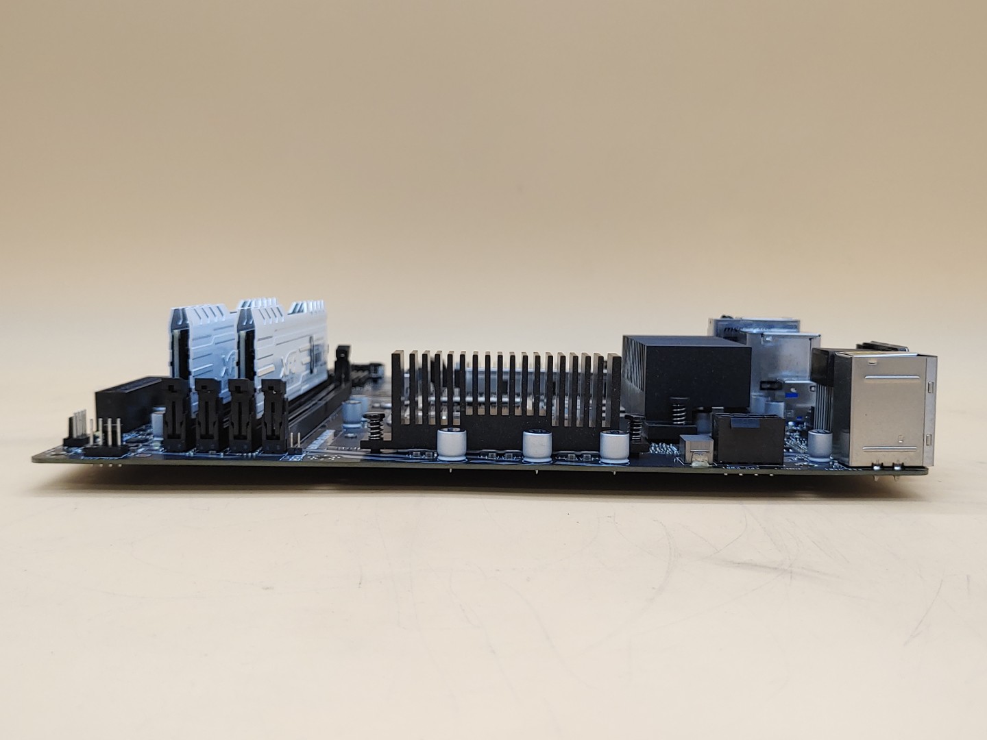 MSI B460M PRO-VDH WIFI Motherboard LGA1200 DDR4 mATX w/ 16GB RAM + 2 Antennas - Image 5