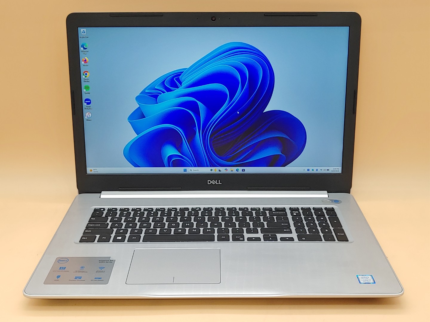 Dell Inspiron 5770 17.3" Intel i7-8550U 16GB 512GB NVMe + 2TB HDD Win11 *NO A/C*