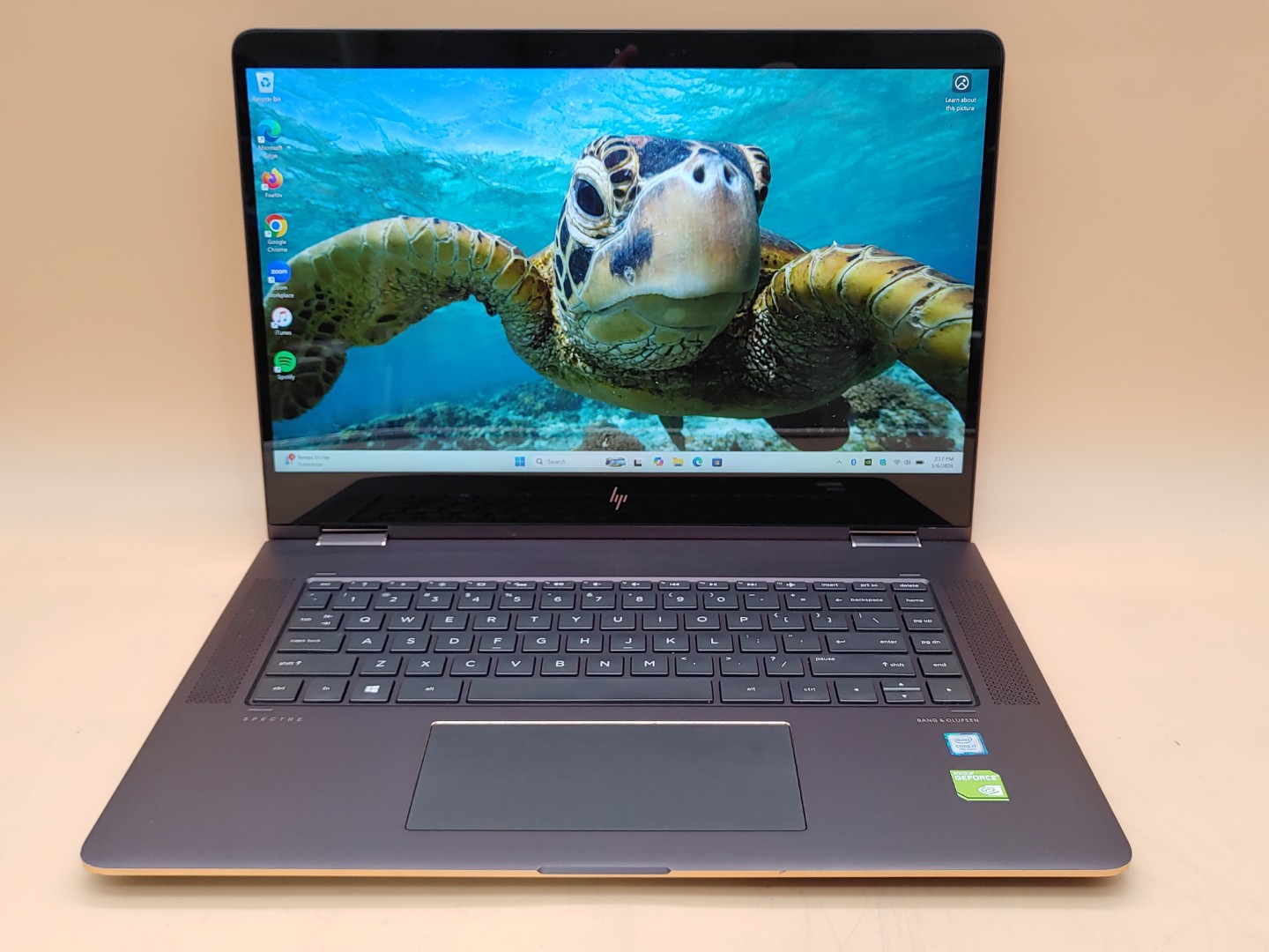 HP Spectre x360 15-bl012dx 15.6" Intel i7-7500U 16GB 512GB 940MX *NO A/C* *READ*