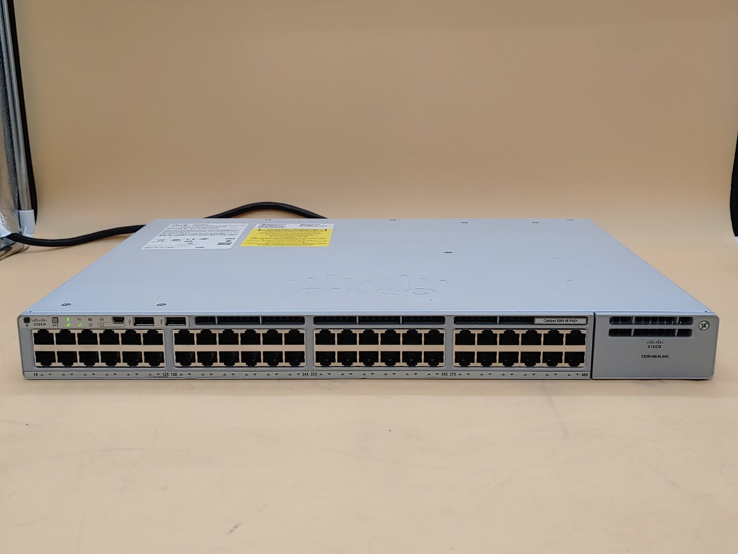 Cisco Catalyst 9200 48-Port PoE+ Network Switch C9200-48P-E V01