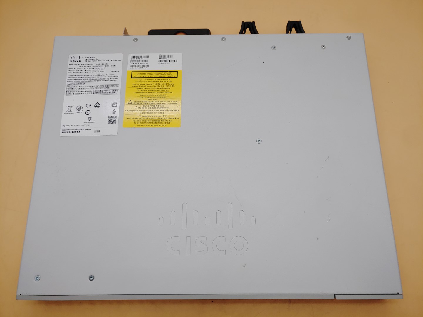 Cisco Catalyst 9200 48-Port PoE+ Network Switch C9200-48P-E V01 - Image 4