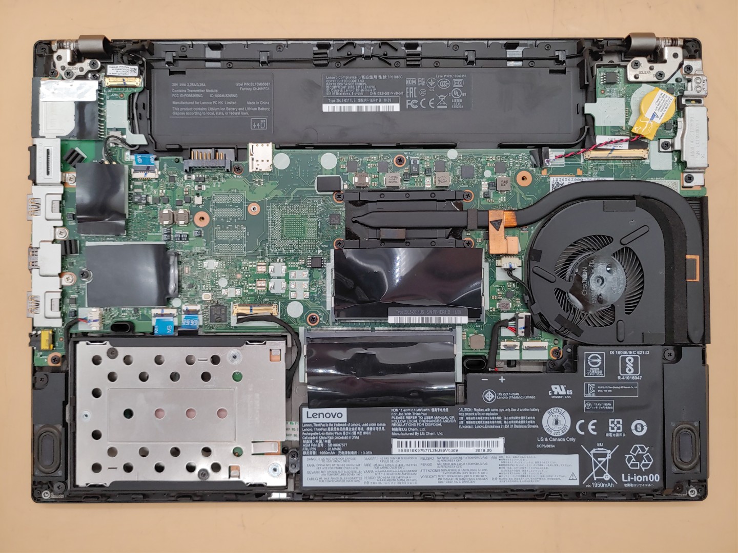 Lenovo ThinkPad T480 14" i5-8350U 8GB **NO SSD/NO AC** **NO POWER (DOA)** *READ* - Image 7