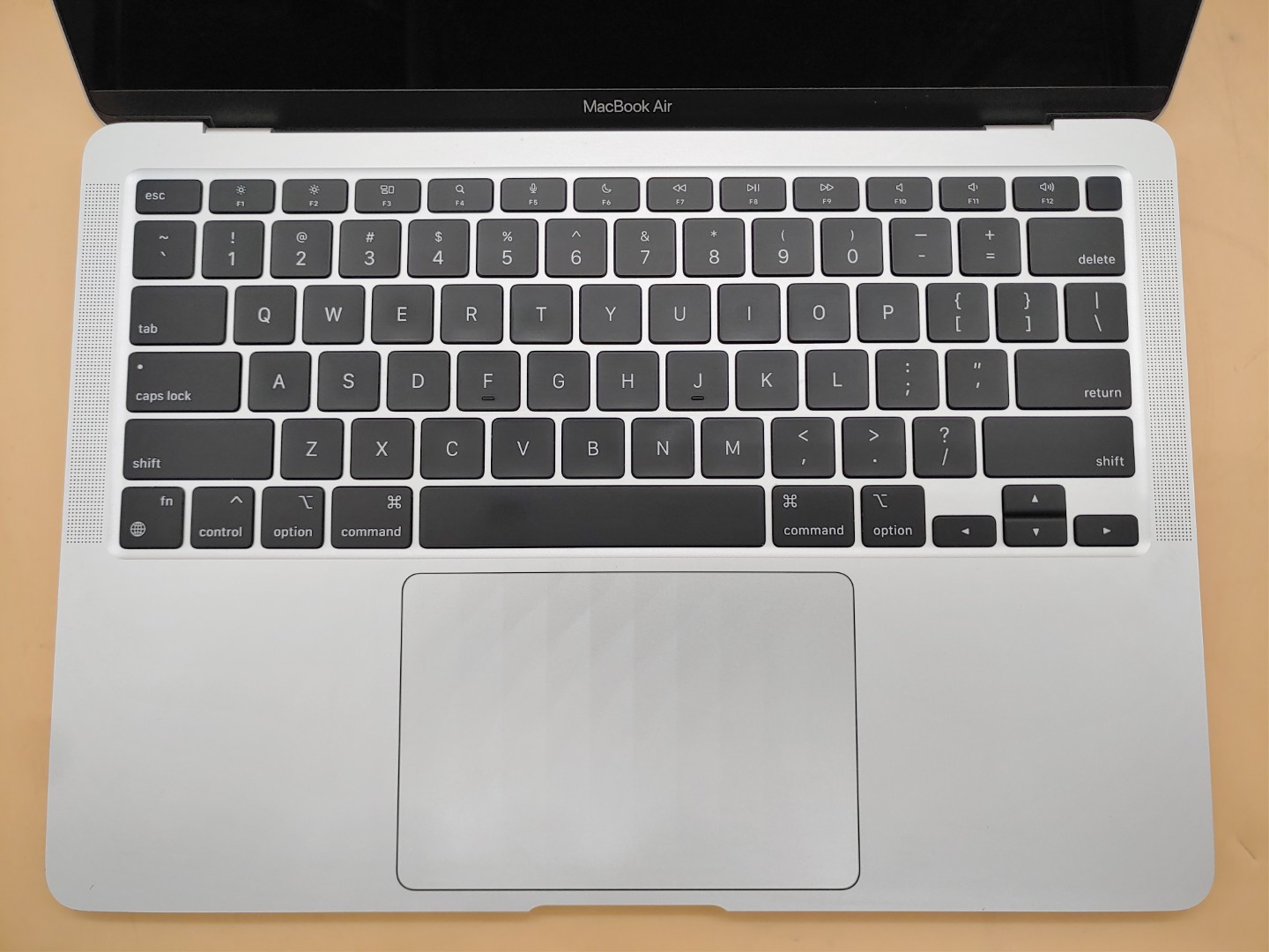 Apple MacBook Air M1 13" (2020) 8GB 512GB A2337 *NO POWER (DOA)* *NO A/C* *READ* - Image 4