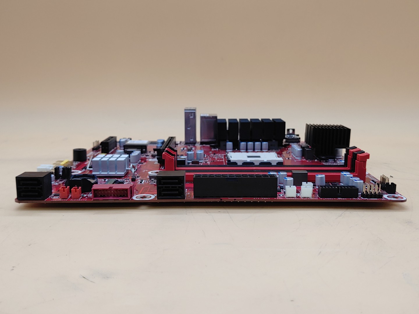 HP Omen 880-040 915479-001 AMD Socket AM4 DDR4 uATX Motherboard w/ Screws - Image 3