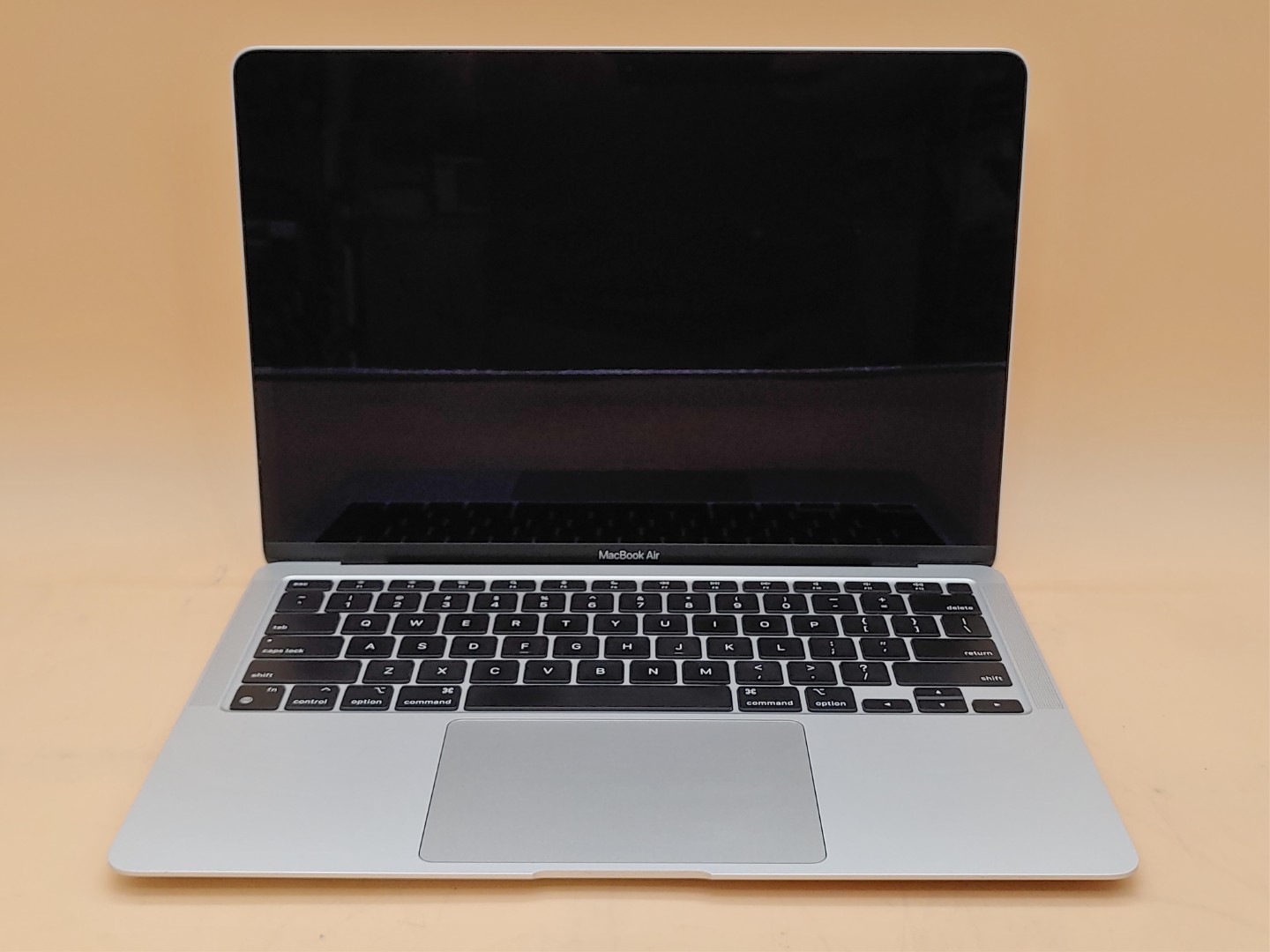 Apple MacBook Air M1 13" (2020) 8GB 512GB A2337 *NO POWER (DOA)* *NO A/C* *READ*
