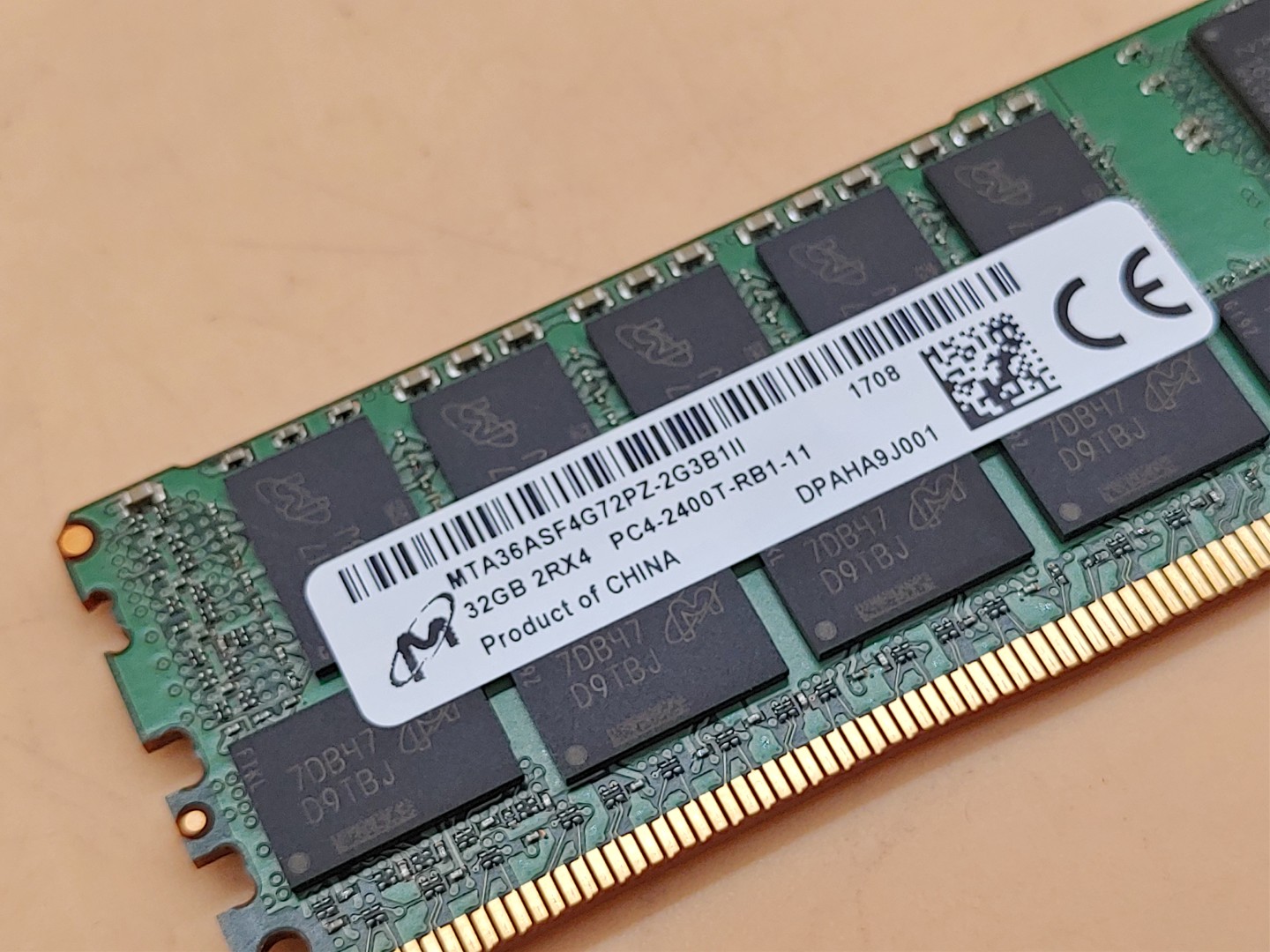 Micron 32GB 2RX4 PC4-2400T DDR4 MTA36ASF4G72PZ-2G3B1II ECC RAM Server Memory - Image 2
