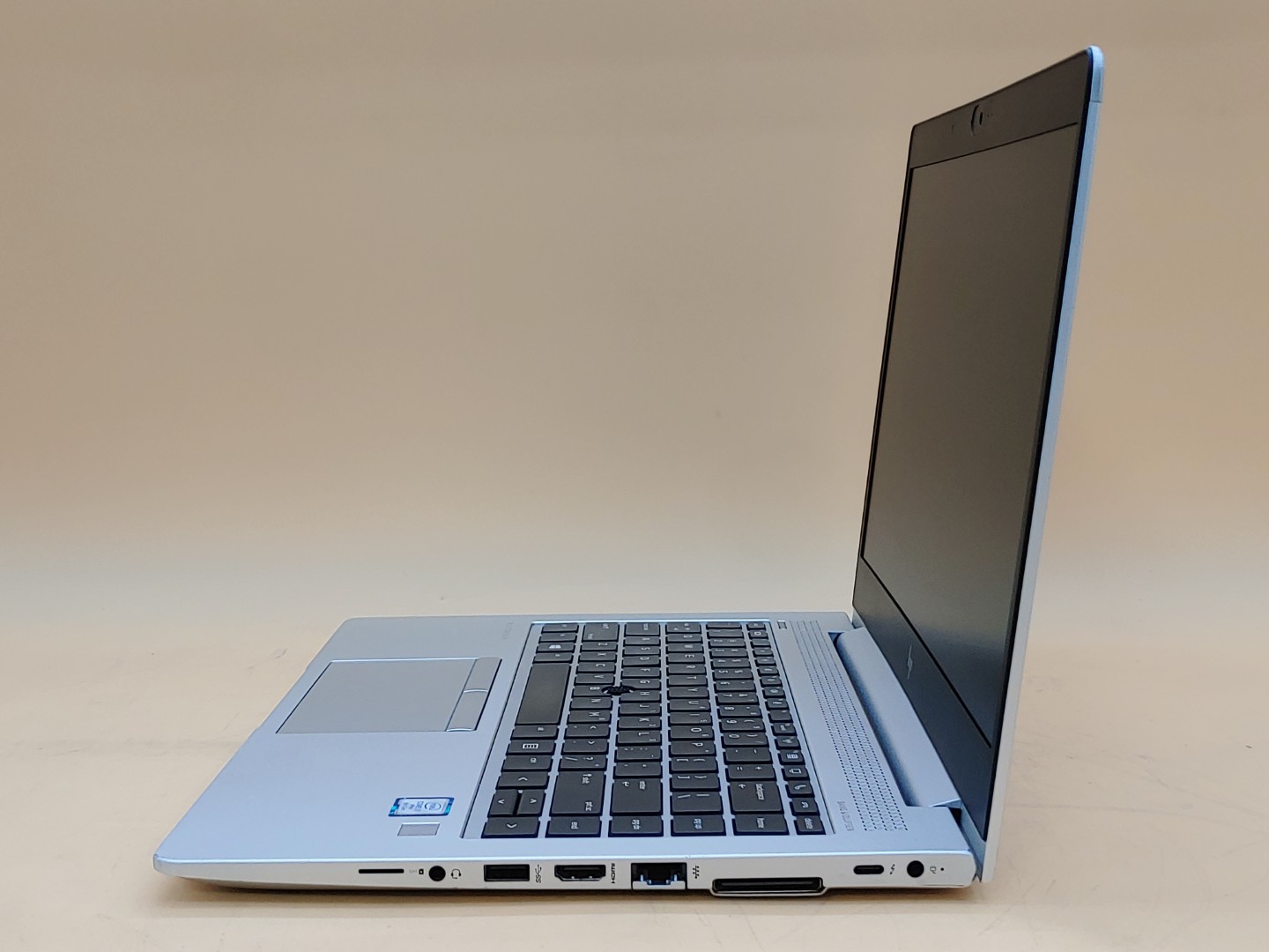 HP EliteBook 840 G5 14" Intel i7-8650U *NO RAM/NO SSD/NO OS/NO AC* *POWER ISSUE* - Image 3