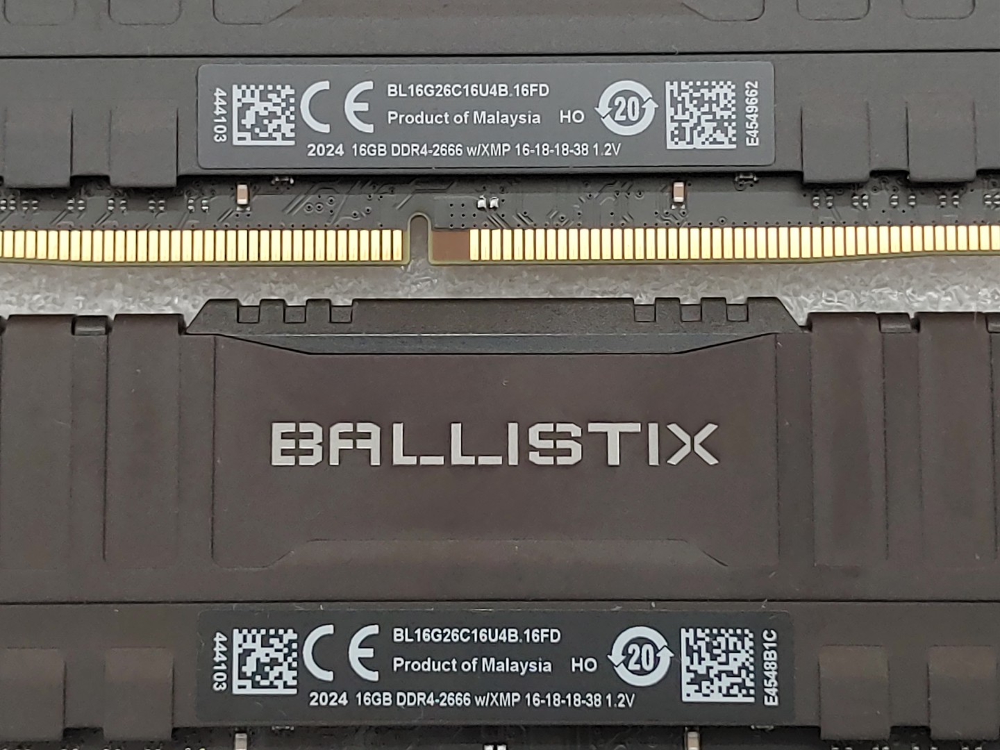 Crucial Ballistix 32GB (2x16GB) RAM DDR4 2666MHz w/ XMP (BL16G26C16U4B.16FD) - Image 3
