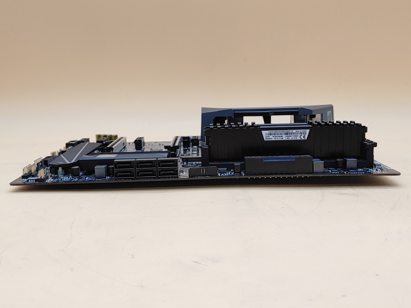 ASRock Z390 PHANTOM GAMING SLI/AC LGA1151 Intel ATX Motherboard w/ 16GB RAM - Image 3