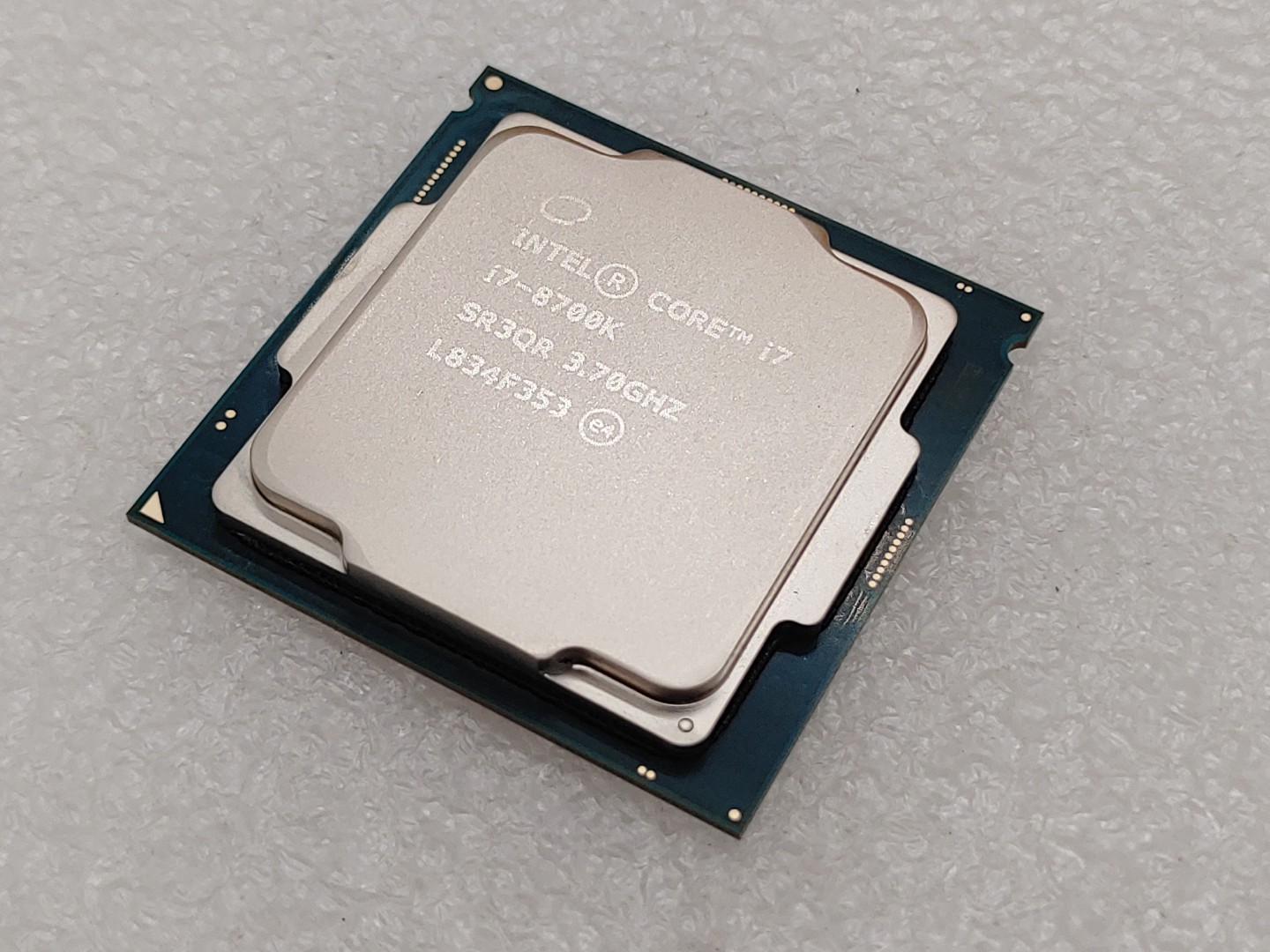 Intel Core i7-8700K SR3QR 3.70GHz 6-Core 12MB LGA1151 CPU Desktop Processor - Image 3