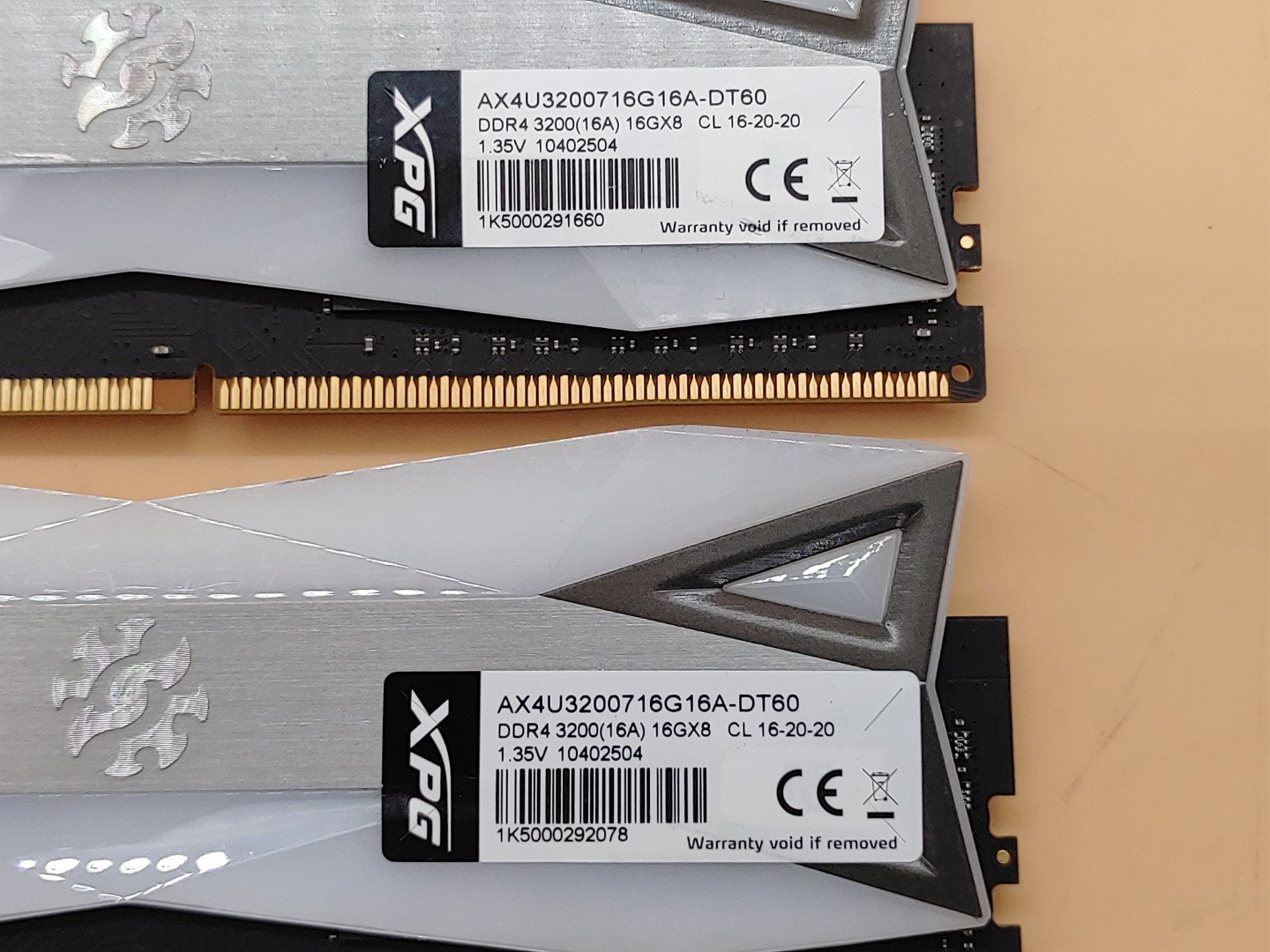 XPG SPECTRIX D60 32GB (2x16GB) 3200MHz CL16 PC4-25600 RGB Desktop Memory - Image 3